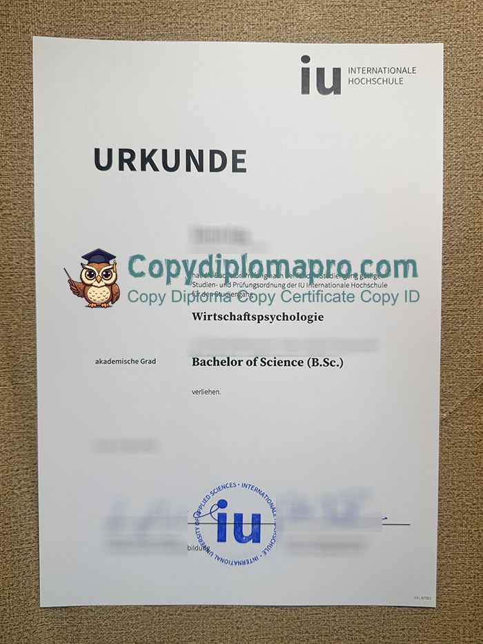 IU Internationale Hochschule Urkunde